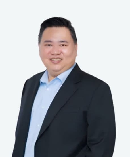 นายปรีชา ไพรภัทรกุล